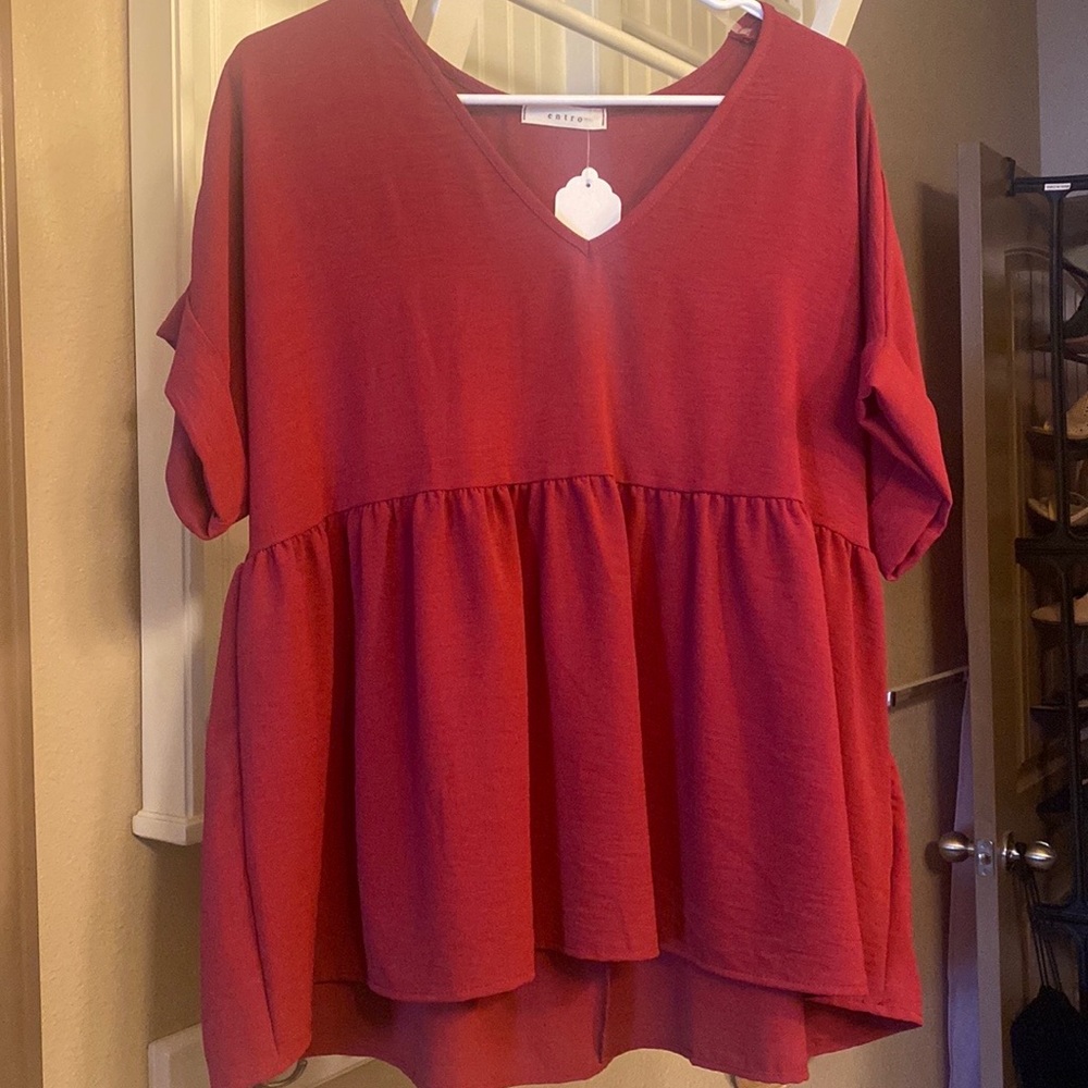 Red peplum top - M